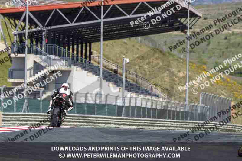 cadwell no limits trackday;cadwell park;cadwell park photographs;cadwell trackday photographs;enduro digital images;event digital images;eventdigitalimages;navarra;no limits trackdays;peter wileman photography;racing digital images;trackday digital images;trackday photos